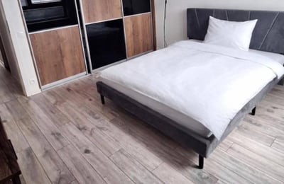 Alquiler de amplio, luminoso y amueblado apartamento, Bratislava, Eslovaquia