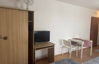 Location d’un appartement compact et meublé, Stare Mesto, Bratislava, Slovaquie