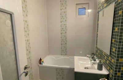 Spacious, cozy apartment for rent, 78 m², Faleza Nord, Constanta, Romania