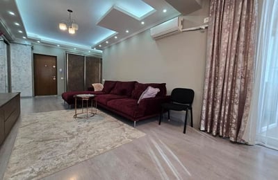 Alquiler de cómodo apartamento amueblado, 55 m², Inel 2, Constanta, Rumanía