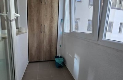 Alquiler de cómodo apartamento amueblado, 55 m², Inel 2, Constanta, Rumanía