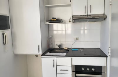 Alquiler de luminoso apartamento dúplex de 3 ambientes, Villa Urquiza, Buenos Aires, Argentina