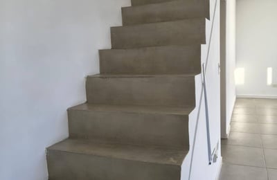 Alquiler de luminoso apartamento dúplex de 3 ambientes, Villa Urquiza, Buenos Aires, Argentina