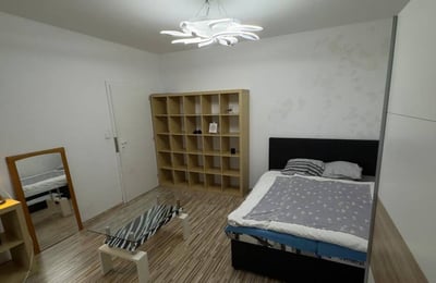 Location d'un studio chaleureux et meublé, Petržalka, Bratislava, Slovaquie