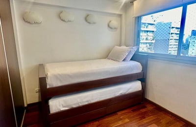 Alquiler de apartamento amplio y moderno con balcón, Palermo, Buenos Aires, Argentina