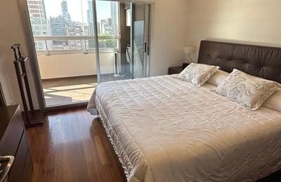 Alquiler de apartamento amplio y moderno con balcón, Palermo, Buenos Aires, Argentina