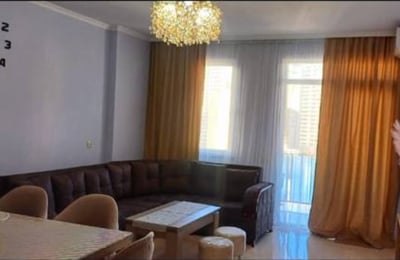 Mieten Sie eine gemütliche, möblierte 70 m² Wohnung in Batumi, Georgien