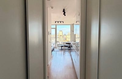 Location d'un appartement moderne et chaleureux à Olivia Residence, Bratislava, Slovaquie