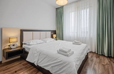 Alquiler de apartamento acogedor y amueblado, complejo Isaran, Brasov, Rumania