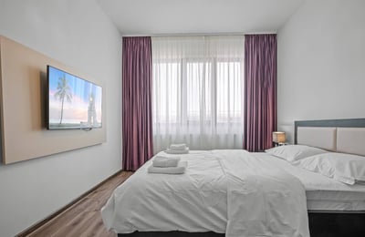 Alquiler de apartamento acogedor y amueblado, complejo Isaran, Brasov, Rumania