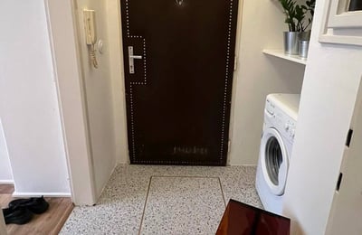 Alquiler de apartamento acogedor y compacto de 23 m², distrito de Strašnice, Praga, República Checa