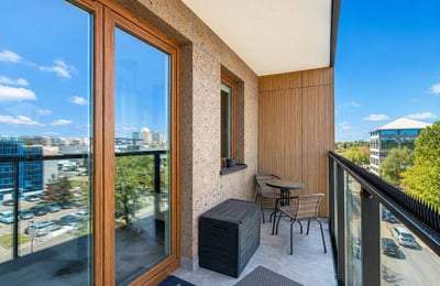 Location d'un appartement lumineux et moderne avec balcon, 40 m², Mokotów, Varsovie, Pologne