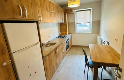 Location d'un appartement cosy et confortable, Tractorul, Brașov, Roumanie