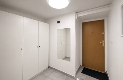 Rent of a bright, comfortable studio 30 m², City Center, Warsaw