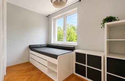 Bright Apartment 35m² with Beautiful View for Rent, Śródmieście, Warsaw, Poland