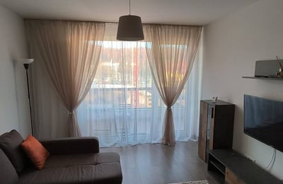 Cozy, Furnished 1-Bedroom Apartment for Rent, Urban Plaza, Brașov