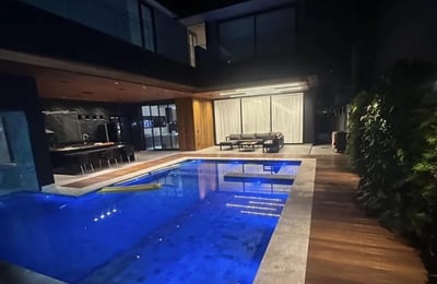 Alquiler a largo plazo de una casa, 5 dormitorios, 780 m², Barra da Tijuca, Río de Janeiro, Brasil