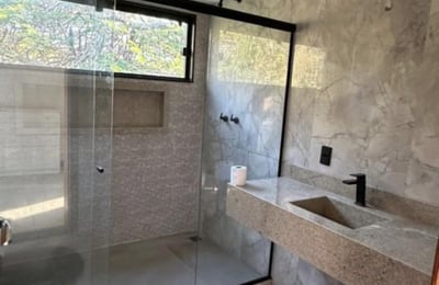 Location longue durée d’une villa, 500 m², à Barra da Tijuca, Recreio, Rio de Janeiro, Brésil