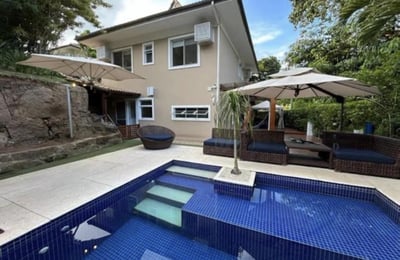 Location longue durée d’une villa, 500 m², à Barra da Tijuca, Recreio, Rio de Janeiro, Brésil