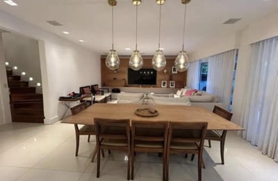 Location longue durée d’une villa, 500 m², à Barra da Tijuca, Recreio, Rio de Janeiro, Brésil