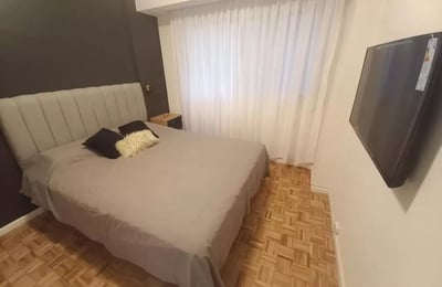 Alquiler a largo plazo de 2 ambientes amoblado en Buenos Aires, Argentina, Recoleta