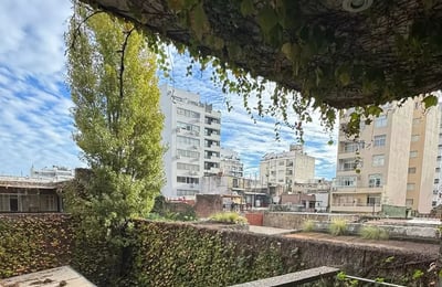 Langzeitmiete – 3-Zimmer-Wohnung mit Balkon und Pool in Buenos Aires, Argentinien, Palermo