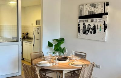 Langzeitmiete – 3-Zimmer-Wohnung mit Balkon und Pool in Buenos Aires, Argentinien, Palermo