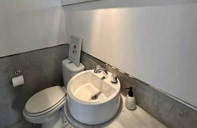 Langzeitmiete – 3-Zimmer-Wohnung mit Balkon und Pool in Buenos Aires, Argentinien, Palermo