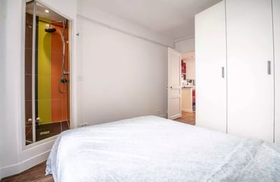 Долгосрочная аренда в Париже — студия 30 м² без лифта на 4 этаже в 13-м округе