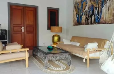 Alquiler a largo plazo de una villa de 1 dormitorio con piscina en Seminyak, Bali, Indonesia