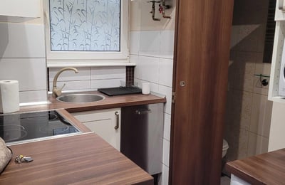 Bright and Cozy Apartment in a Historic Building in Gdańsk Center