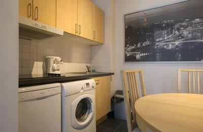 Bright two-room apartment 40m2 furnished in Paris