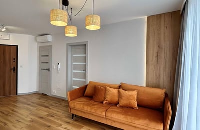 Cozy 2-room apartment 42 m2 with balcony in Krakow