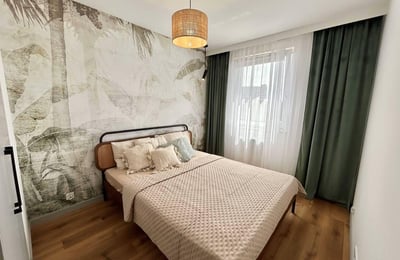 Cozy 2-room apartment 42 m2 with balcony in Krakow