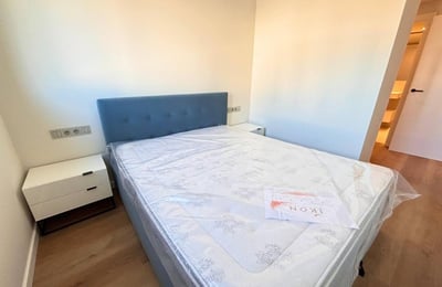 Rent in a new building 30 minutes from Barcelona