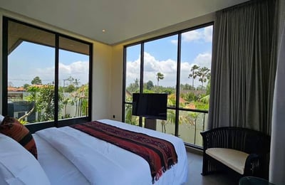 New luxury villa with 3 bedrooms in Ubud (Mas area)