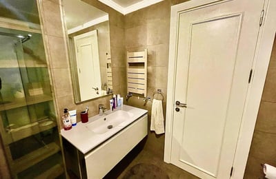 Долгосрочная аренда квартиры 3+1 с видом на море в Стамбуле