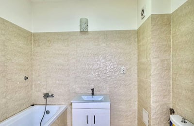 2-room apartment near the metro in the residential complex "Militari Residence", Bucharest