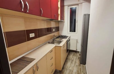Long-term rent of an apartment with a parking space in a convenient area of ​​Bucharest