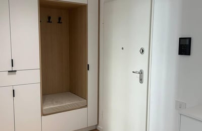 Spacious apartment 59 m² with parking, Bucharest