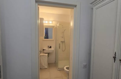 Long term rent 3 room apartment in Bucharest, 83 m², 6 sector