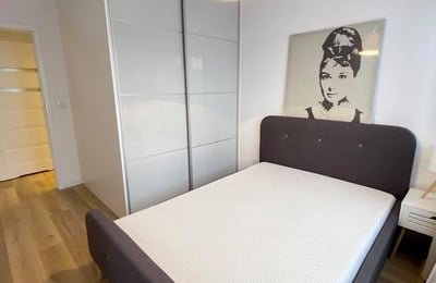Bright 2-Room Apartment with Balcony in Podgórze, Kraków