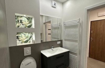 Modern 2-Room Apartment with Balcony in Czyżyny, Kraków