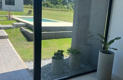 House for Rent in Sierra Los Padres with Patio and Heating