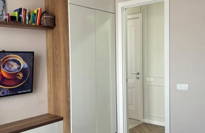 Rent 1-Bedroom Apartment 55m² in Batumi, Tabidze St. 129