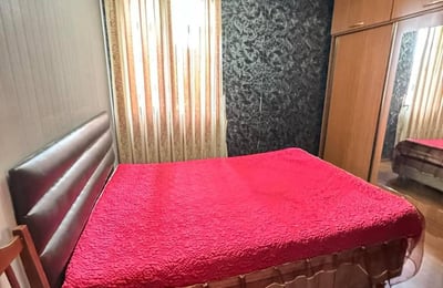 ALQUILER Apartamento de 3 habitaciones 100m² en Batumi, Calle Tabidze 7