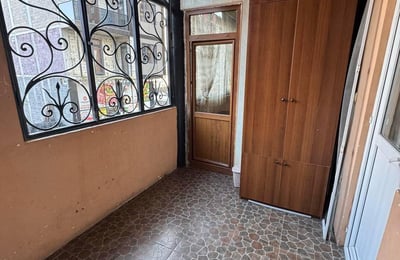 ALQUILER Apartamento de 3 habitaciones 100m² en Batumi, Calle Tabidze 7