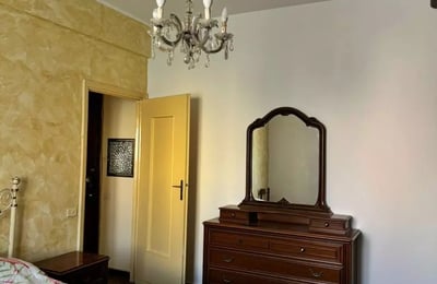 Rent 2-room Apartment with Terrace, Genoa, San Teodoro Area