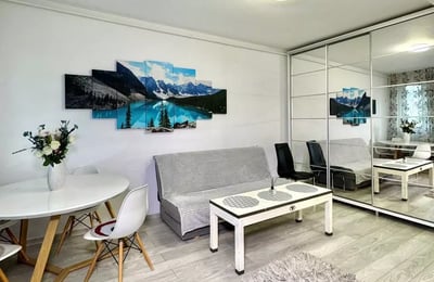 Rent a 2-Room Apartment 1st Floor – Militari Residence, Bucharest