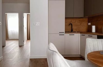 Long-Term Rental: 3-Room Apartment 55 m² with Parking, Warsaw, Ursus